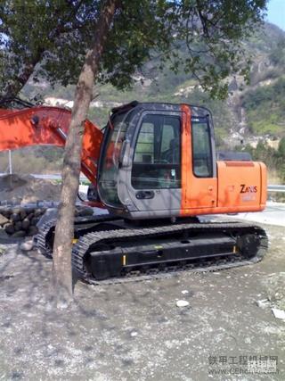 我的日立120和小60