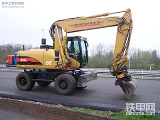 卡特 316C轮式挖掘机美图