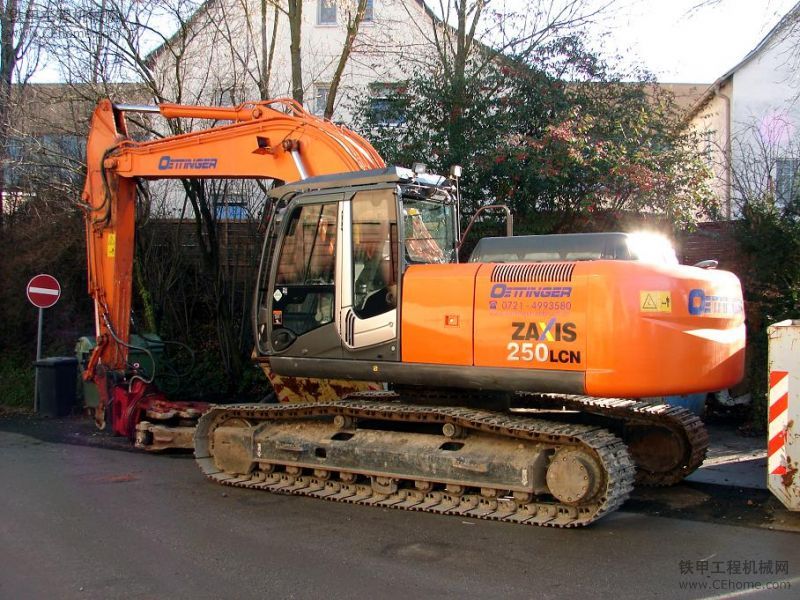 Hitachi Zaxis 250 LCN