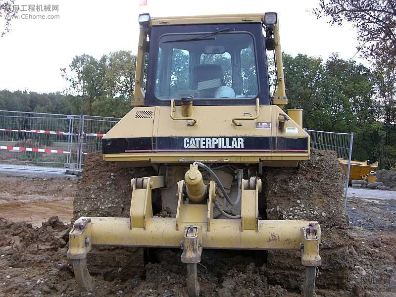 Cat D6M