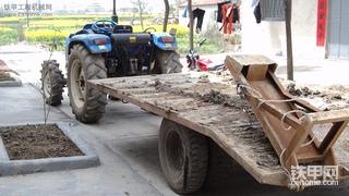 小松60挖机和拖车