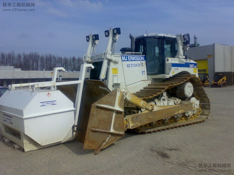 Cat D8T