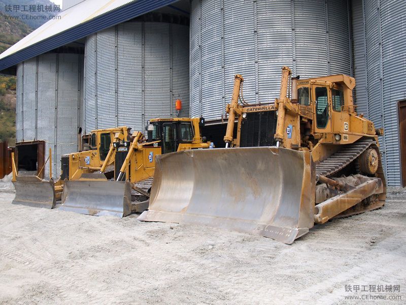 CAT D9L