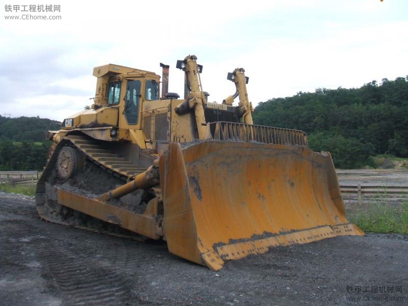 CAT D11N