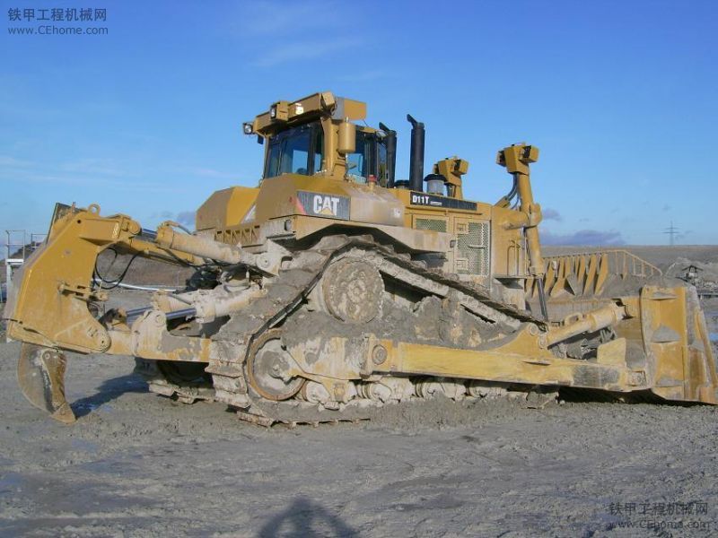 Caterpillar D11T