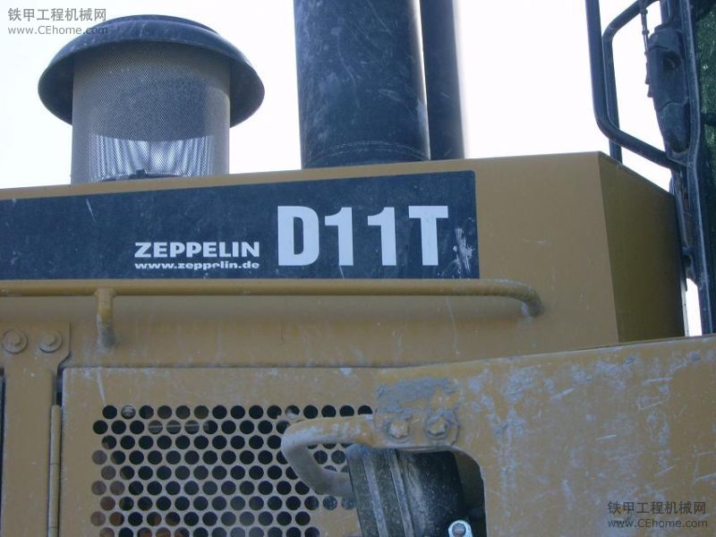 Caterpillar D11T