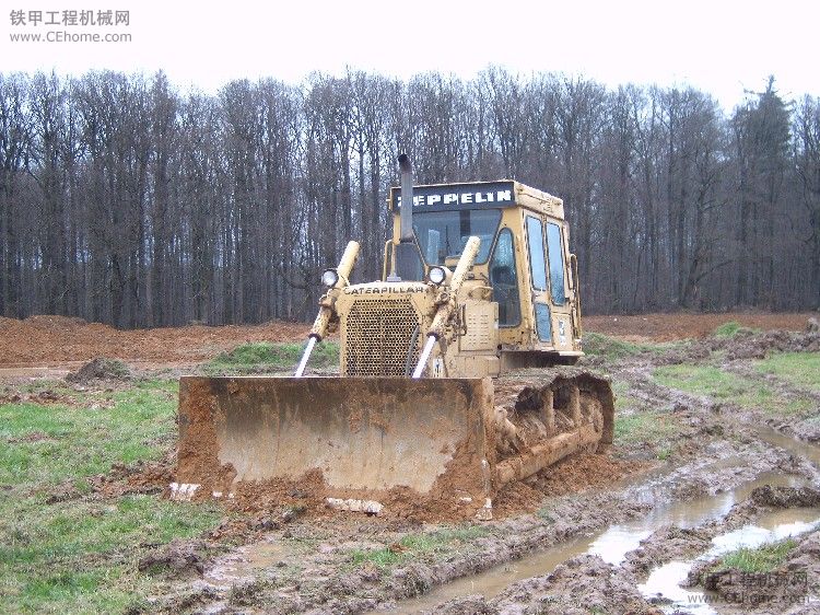 Caterpillar D6D