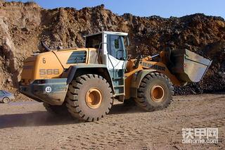 利勃海尔轮式装载机566