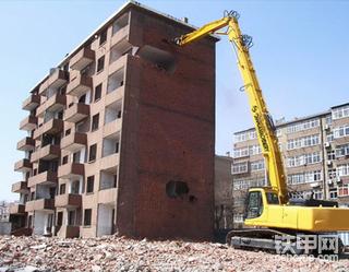 给大家看看挖掘机加长臂！