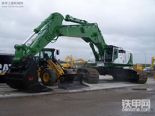 卡特(Caterpillar)385 C TUHD挖掘機