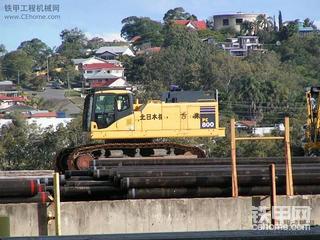 小松PC800-7矿山用挖掘机