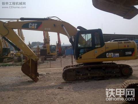 96万从深圳买回来的卡特320挖掘机