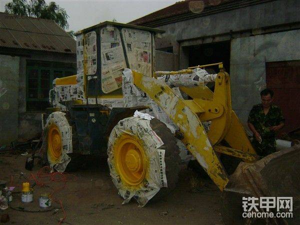 先期工作沒拍，除銹打膩?zhàn)拥龋苜M(fèi)功夫。