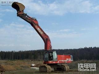 特雷克斯系列之 Rh 23挖掘機