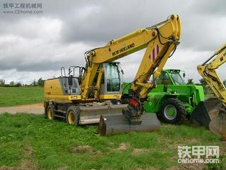 纽荷兰MH 6.6轮挖