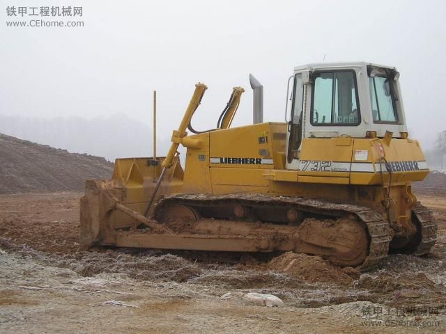 利勃海爾 PR 732推土機