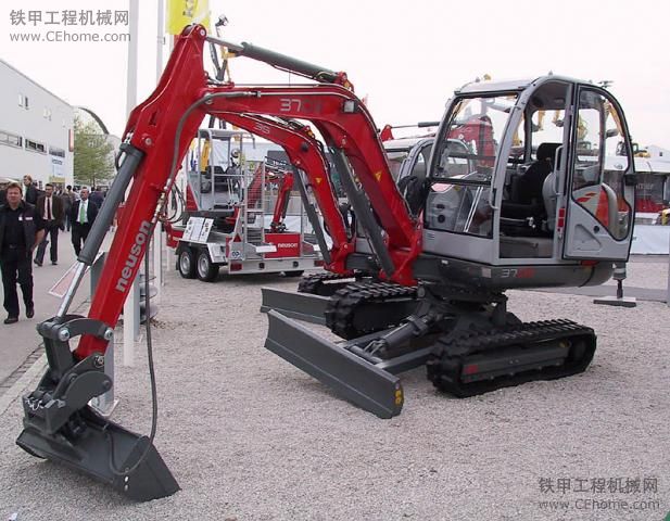 看看Minibagger 3703小挖有什么不同