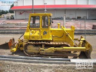 小松D 41 E-3推土机