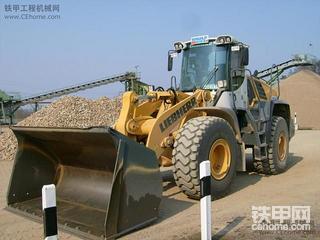 利勃海尔轮式装载机系列之L 556