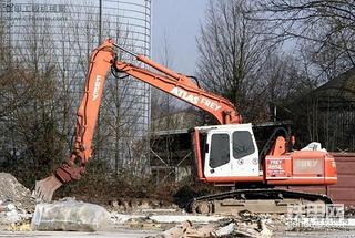 阿特拉斯系列之1604 LC履带挖掘机