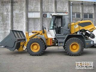 利勃海尔L 528轮式装载机