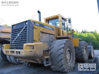 沃尔沃L330-D轮式装载机
