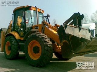 实拍JCB 4 CX两头忙