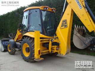 實(shí)拍 JCB 3CX 兩頭忙