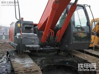 计划卖车!ZX200-3!   4930小时!活太少不够司机的!