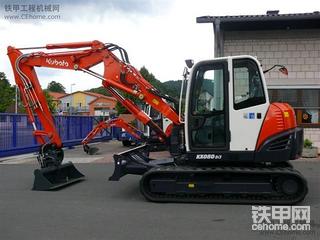 久保田kx080橡胶履带挖掘机美图