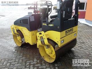 宝马格轻型BW120AD-4双钢轮振动压路机