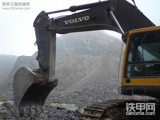 看看沃尔沃700