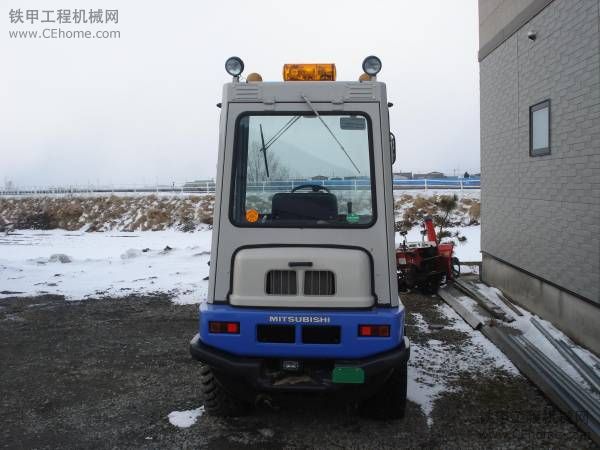 三菱WS210A除雪裝載車