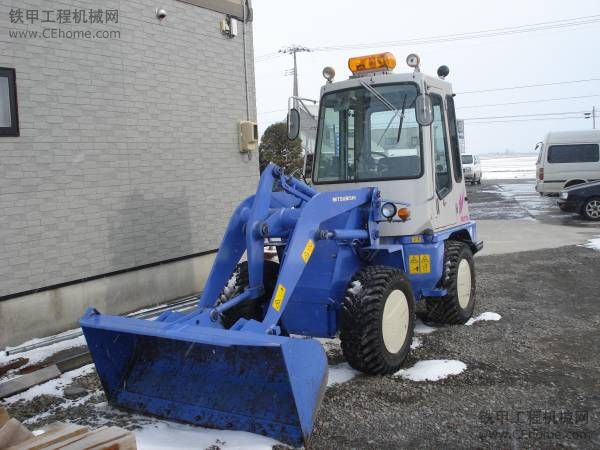 三菱WS210A除雪裝載車