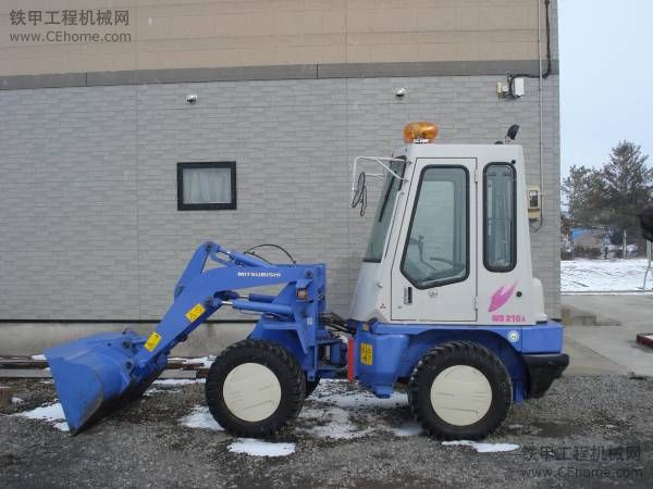 三菱WS210A除雪裝載車