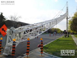 利勃海尔LTM1400吊机