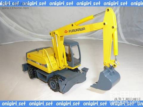 1/50 古河W735輪呔式挖掘機(jī)模型
