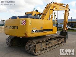 现代Hyundai 210LC-7履带挖掘机