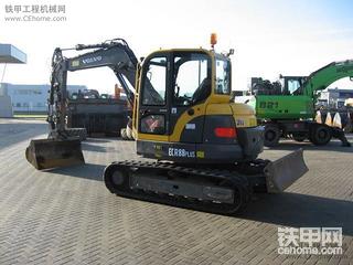 沃尔沃（Volvo） ECR88 Plus橡胶履带挖掘机