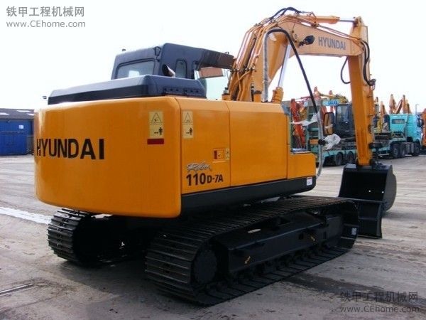 最新現(xiàn)代R110D-7A挖掘機(jī)