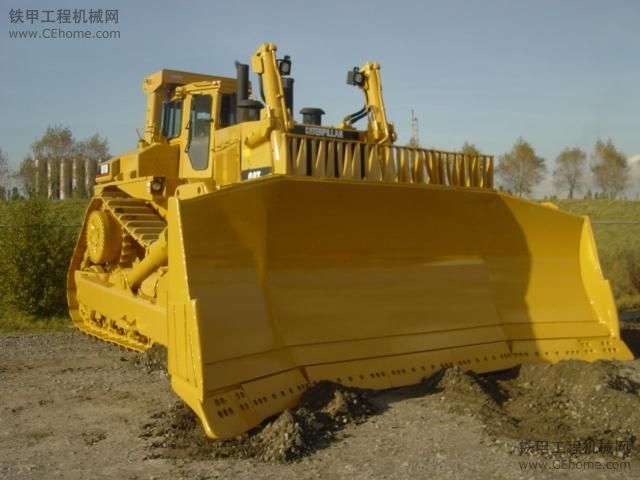 新卡特（Caterpillar） D 11 N推土機+ 音樂