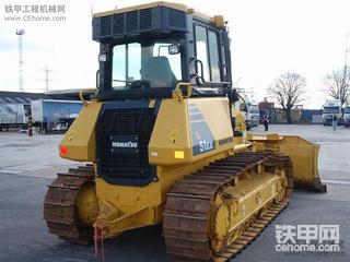 小松(Komatsu) D51EX-22 推土机
