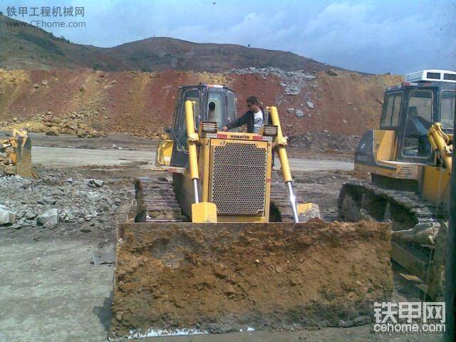 旁邊是彭浦220