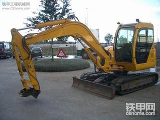 黄色的山河智能（Sunward） SWE70挖掘机