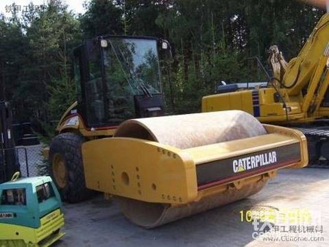 卡特（ Caterpillar） CS683E 單鋼輪壓路機
