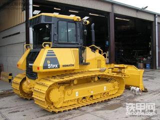 小松（Komatsu） D51PX22推土机