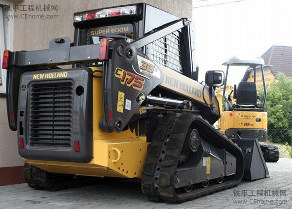 紐荷蘭(New Holland) C175EV 滑移