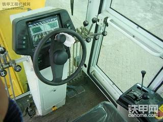 洛建PY165C-2液力驱动自行式平地机