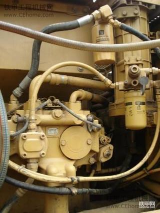 這臺(tái)CAT320C發(fā)動(dòng)機(jī)我用了14000個(gè)小時(shí)還沒有修過。