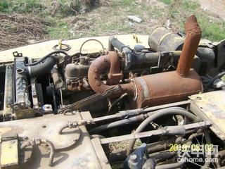 我家的挖机之二，不是靓机是破机。曾经的功臣，小松pc200-3。